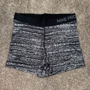 Nike Women's Black and Gray Pro Shorts